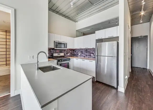 Property at 1435 Wells - 1435 N Wells St, Chicago, IL, 60610, 0 beds, 1 bath, [object Object]