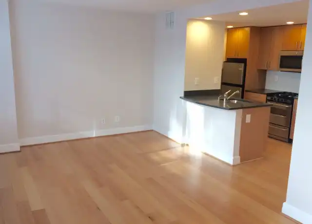 Property at 1112 M St NW Unit 0607, Washington, DC, 20005, 0 beds, 1 bath, [object Object]