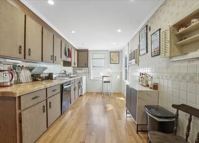Property at 69 Jaques St Unit 3, Somerville, MA, 02145, 1 bed, 1 bath, [object Object]
