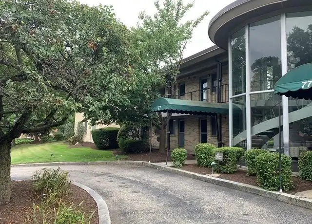 Property at 77 Pitman St Unit 103, Providence, RI, 02906, 2 beds, 1 bath, [object Object]