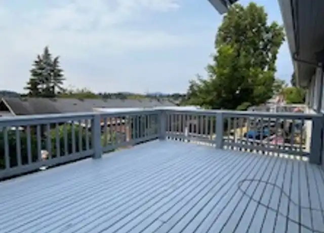 Property at 215 Elm St Unit 215 B, Bremerton, WA, 98310, 3 beds, 1 bath, [object Object]