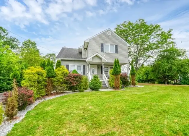 Property at 126 Pennsylvania Ave, Flemington, NJ, 08822, 4 beds, 2 baths, [object Object]