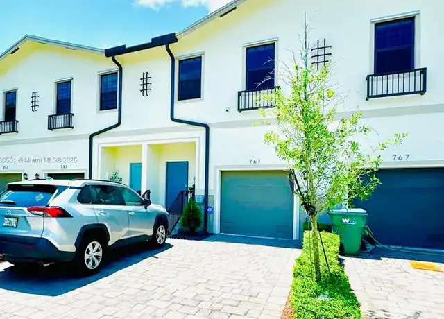 Property at 761 SW 11th St Unit 761, Florida City, FL, 33034, 4 beds, 2.5 baths, [object Object]