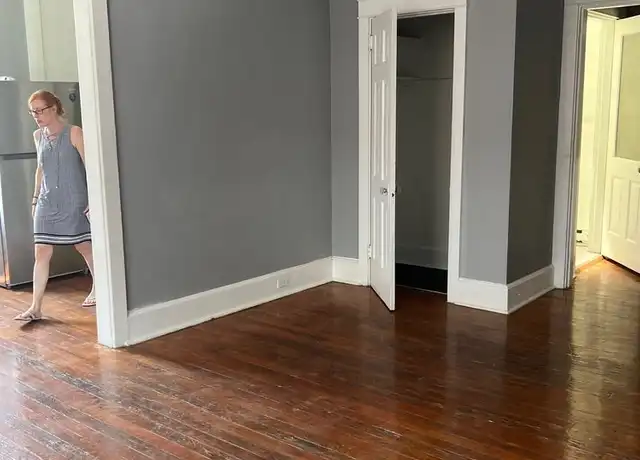 Property at 32 W High St Apt 302, Carlisle, PA, 17013, 2 beds, 1 bath, [object Object]