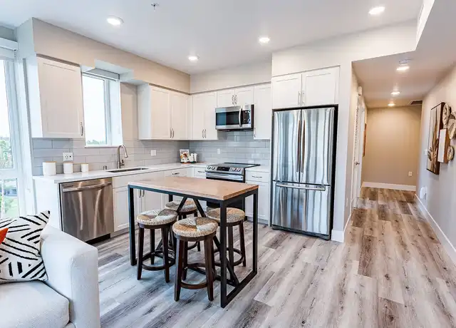 Property at 1250 Lakeside Dr, Sunnyvale, CA, 94085, 0-2 beds, 1-2 bath, [object Object]