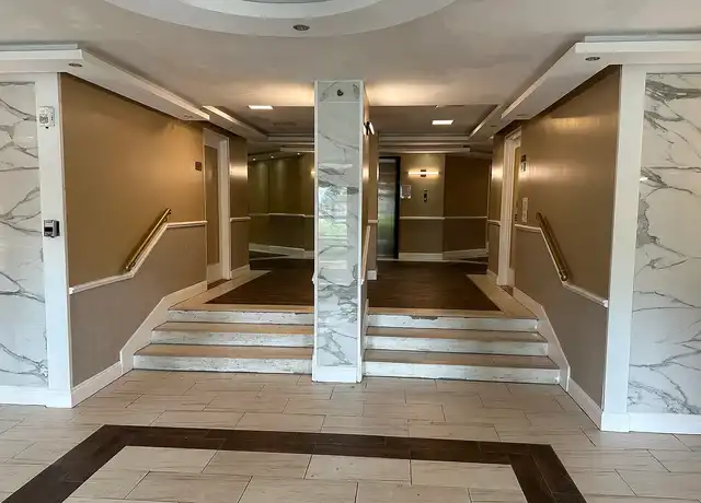 Property at Garden Street Apartments - 98 Garden St, Hartford, CT, 06105, 0-1 beds, 1 bath, [object Object]
