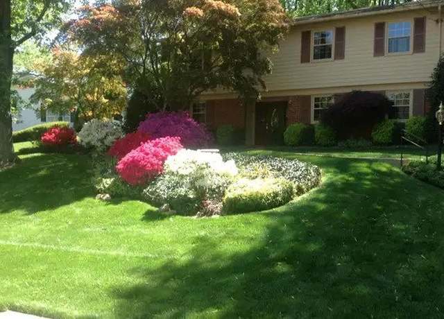 Photo of 3909 Forest Grove Dr, Annandale, VA 22003