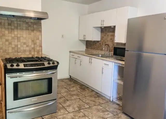 Property at 305 Chadwick Ave, Newark, NJ, 07112, 3 beds, 1 bath, [object Object]