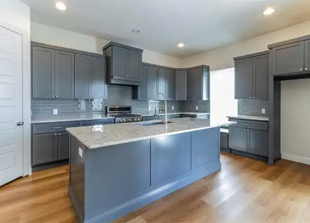 Property at 404 Templeton Dr, Fort Worth, TX, 76107, 3 beds, 2.5 baths, [object Object]
