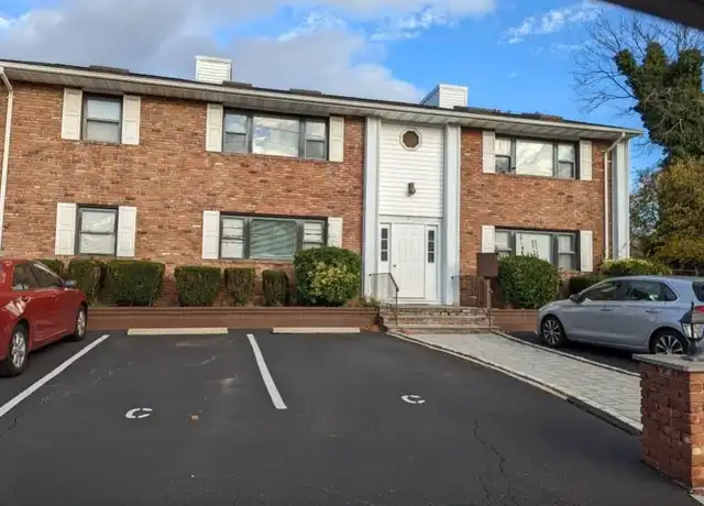 Property at 21 Ralph Ave Unit FC99, Babylon, NY, 11702, 2 beds, 1 bath, [object Object]