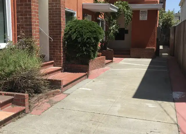 Property at 2915 Dohr St, Berkeley, CA, 94702, 2 beds, 1 bath, [object Object]