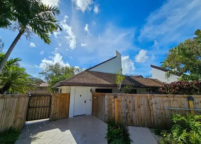 Property at 7749 SW 100th St #33, Miami, FL, 33156, 2 beds, 2 baths, [object Object]
