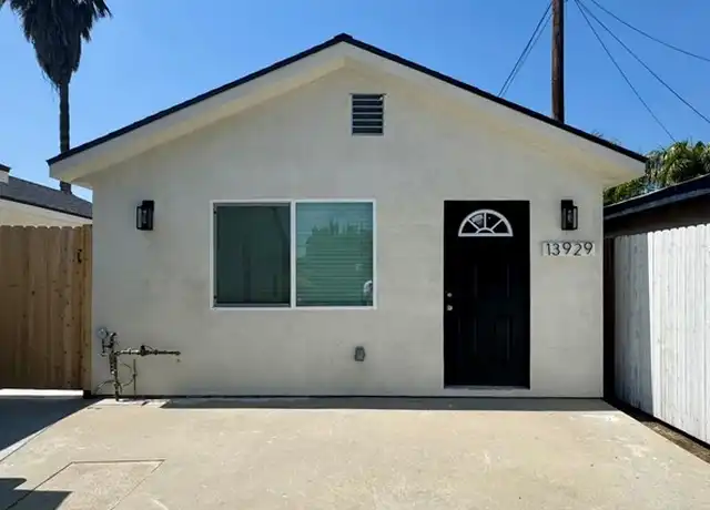 Property at 13929 Aztec St, Sylmar, CA, 91342, 2 beds, 2 baths, [object Object]