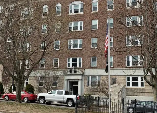 Property at 1621 Commonwealth Ave Unit 31, Boston, MA, 02135, 2 beds, 1 bath, [object Object]