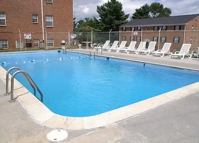 Property at Northview - 424 Yorkshire St, Salem, VA, 24153, 1-2 bed, 1 bath, [object Object]