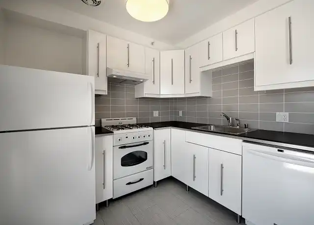 Property at 140 W Via Lola Unit 210, Palm Springs, CA, 92262, 1 bed, 1 bath, [object Object]