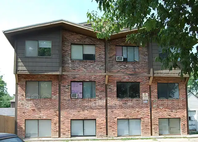 Property at 1616 E St Unit 11, Lincoln, NE, 68508, 2 beds, 1 bath, [object Object]
