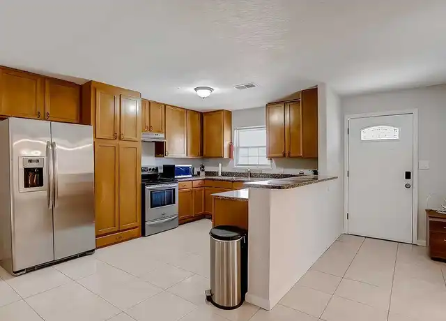 Property at 6910 Champlain Rd, Jacksonville, FL, 32208, 1 bed, 1 bath, [object Object]