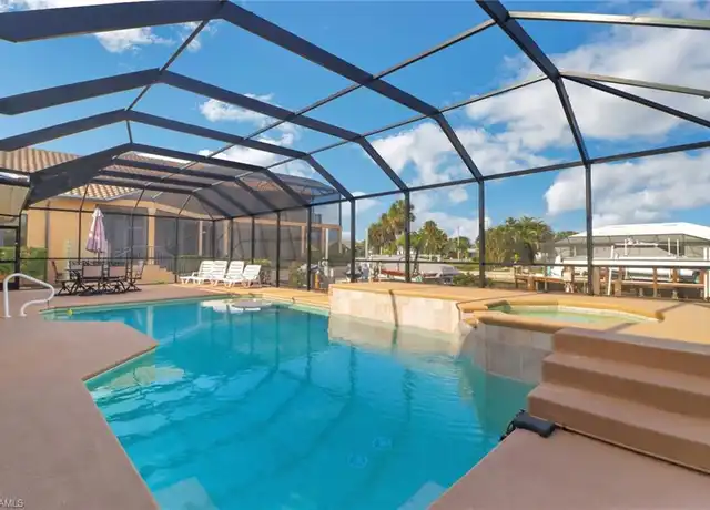 Property at 562 Goldcoast Ct, Marco Island, FL, 34145, 4 beds, 2.5 baths, [object Object]