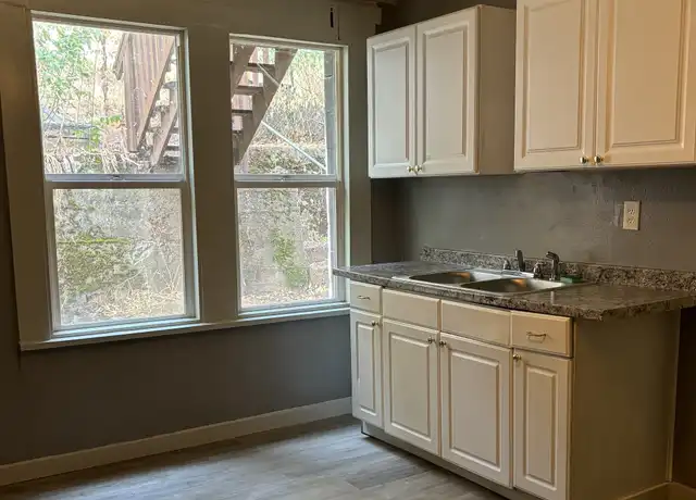 Property at 5911 Sacramento Ave, Dunsmuir, CA, 96025, 1 bed, 1 bath, [object Object]