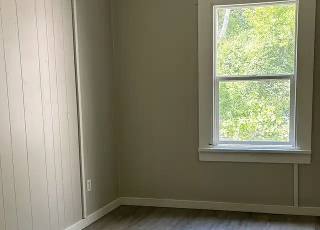 Property at 5911 Sacramento Ave, Dunsmuir, CA, 96025, 1 bed, 1 bath, [object Object]