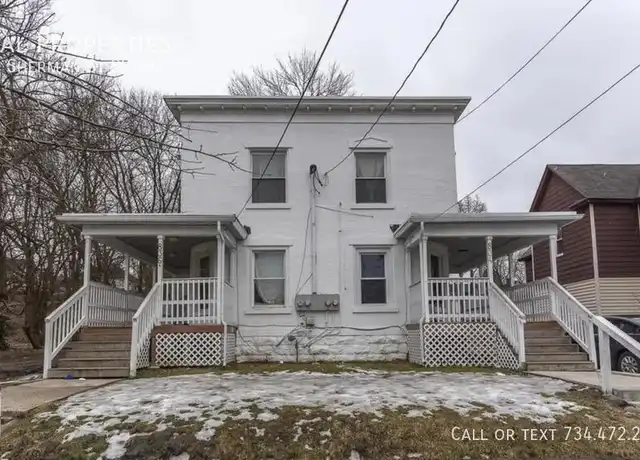 Property at 836 Sherman St SE Unit 2, Grand Rapids, MI, 49506, 1 bed, 1 bath, [object Object]