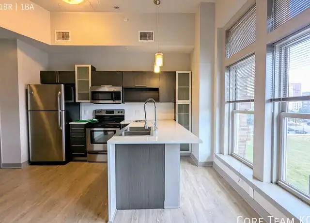 Property at 306 E 12th St Unit 407, Kansas City, MO, 64108, 1 bed, 1 bath, [object Object]
