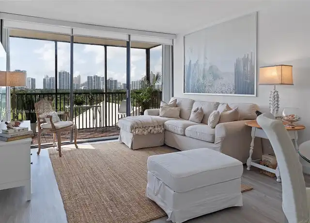 Property at 20301 W Country Club Dr #728, Aventura, FL, 33180, 2 beds, 2 baths, [object Object]