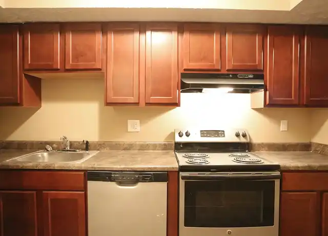 Property at Mason Run - 2233 Courtside Dr, Columbus, OH, 43232, 1-2 bed, 1 bath, [object Object]