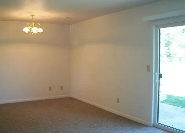Property at 424 E Elm St Unit 104, Wayland, MI, 49348, 4 beds, 1.5 baths, [object Object]