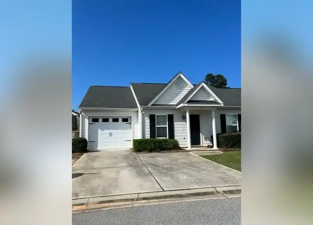 Property at 102 York Way, Augusta, GA, 30909, 2 beds, 2 baths, [object Object]