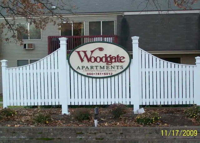Property at Woodgate Apartments - 100 Woodgate Cir, Enfield, CT, 06082, 1-2 bed, 1-2 bath, [object Object]
