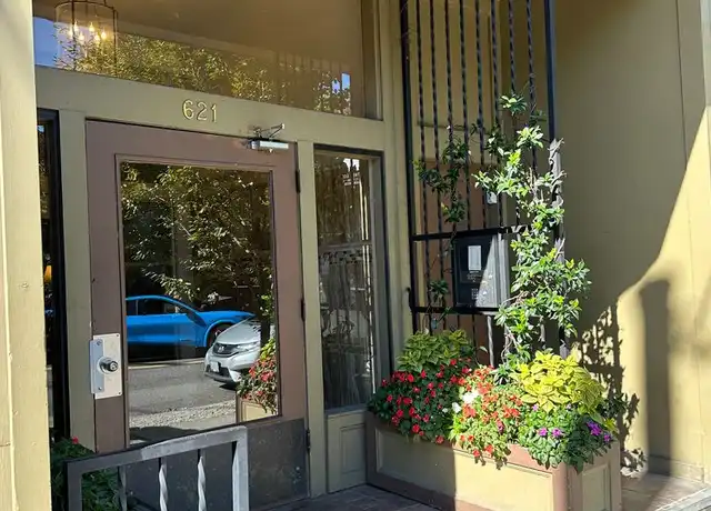 Property at 621 NW 23rd Ave Unit 103, Portland, OR, 97210, 1 bed, 1 bath, [object Object]