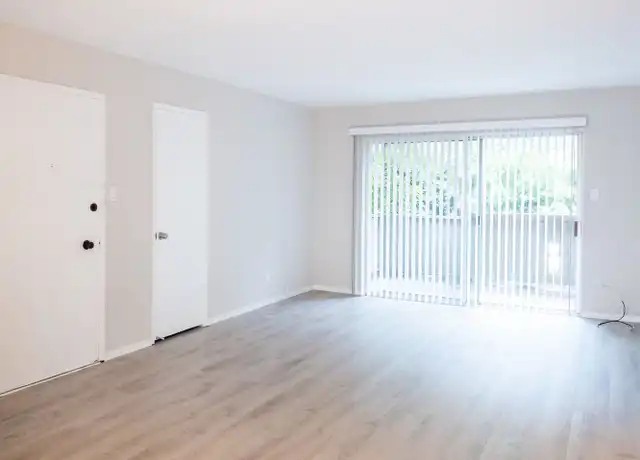 Property at 801 Meadowsweet Dr Unit R, Corte Madera, CA, 94925, 2 beds, 1 bath, [object Object]