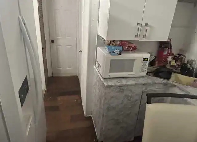 Property at 34 Coconut Ave, Hallandale Beach, FL, 33009, 1 bed, 1 bath, [object Object]