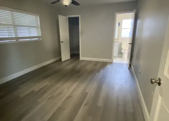 Property at 609 Princeton St, Brandon, FL, 33511, 4 beds, 2 baths, [object Object]