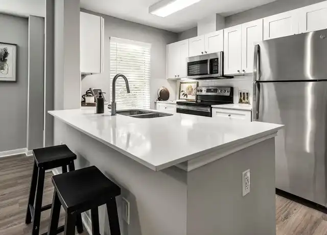Property at 2405 E Oltorf St, Austin, TX, 78741, 3 beds, 2 baths, [object Object]