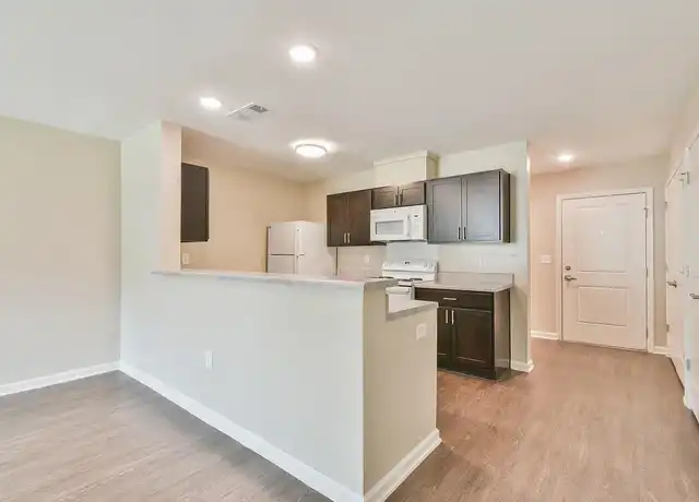 Property at Canaan Crossing - 1200 Wheat St, Madison, GA, 30650, 2 beds, 1 bath, [object Object]