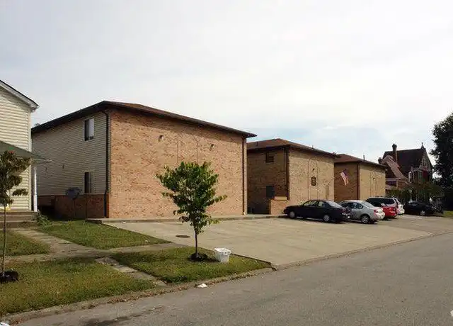 Property at 1515 Walnut St, Kenova, WV, 25530, 1 bed, 1 bath, [object Object]
