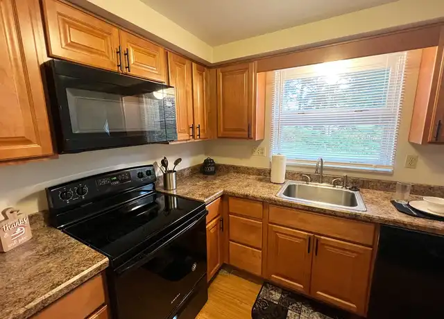 Property at Stone Villa Court Townhomes - 515 Stone Villa Ct, Greensburg, PA, 15601, 2 beds, 2 baths, [object Object]