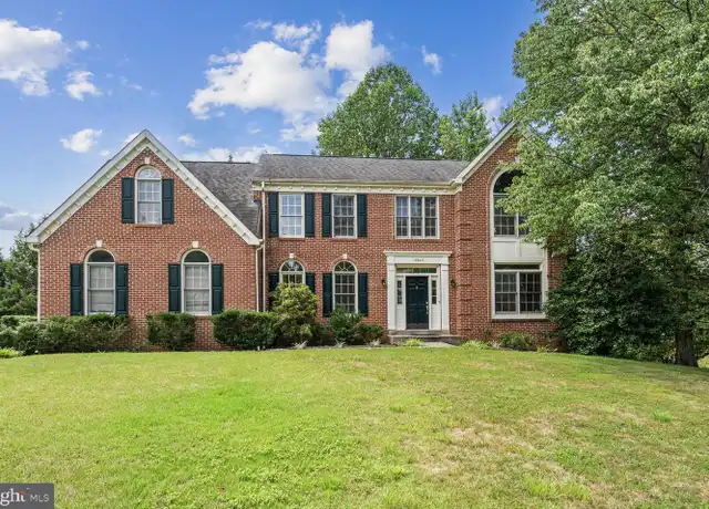 Property at 18862 Crossroads Ct, Triangle, VA, 22172, 5 beds, 4.5 baths, [object Object]