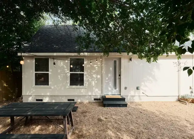 Property at 3703 Thompson St Unit 2, Austin, TX, 78702, 0 beds, 1 bath, [object Object]