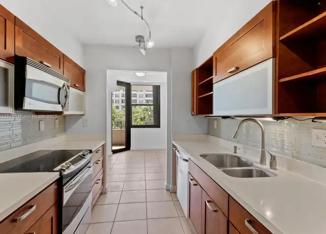 Property at 161 Crandon Blvd #426, Key Biscayne, FL, 33149, 2 beds, 2 baths, [object Object]