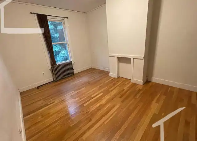 Property at 688 Parker St Unit 2, Mission Hill, MA, 02120, 4 beds, 2 baths, [object Object]