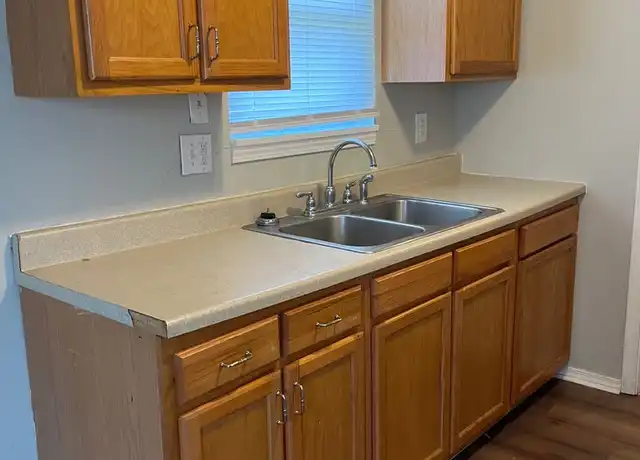 Property at 750 Demaret Dr Unit 750 Demaret -3, Columbia, MO, 65202, 2 beds, 1 bath, [object Object]