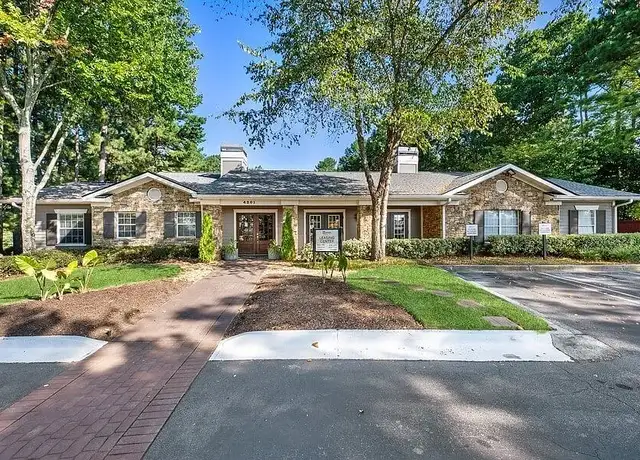 Photo of 4201 Pleasant Lake Village Ln, Duluth, GA 30096