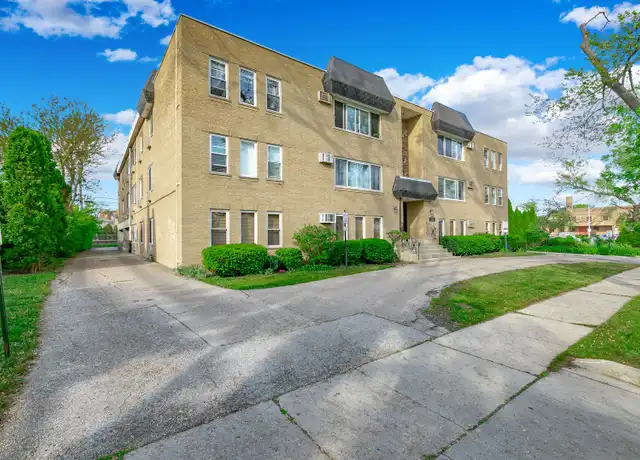Property at 1328 Webford Ave, Des Plaines, IL, 60016, 2 beds, 1 bath, [object Object]
