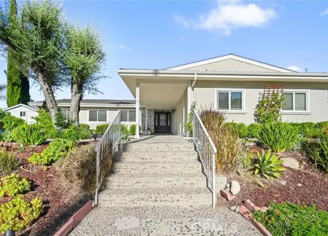 Property at 6170 Pat Ave, Woodland Hills, CA, 91367, 5 beds, 4 baths, [object Object]