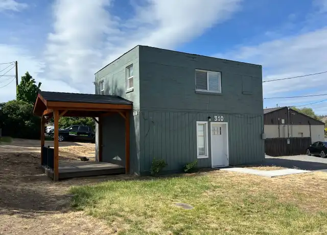 Property at 310 SW 1st St, Madras, OR, 97741, 2 beds, 1 bath, [object Object]