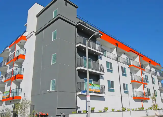 Property at Marketing - 6904 Eton Ave, Canoga Park, CA, 91303, 1 bed, 1 bath, [object Object]